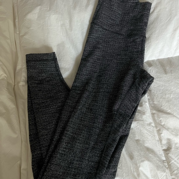 Lululemon Wunderunder tights - dark grey weave textured - Picture 3 of 7